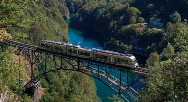 Travel Switzerland and Italy do not miss the sightseeing train Centovalli Railway