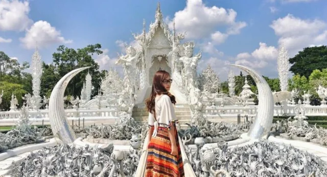 Viếng thăm chùa trắng Thái Lan – Nơi nối liền thiên đường và địa ngục